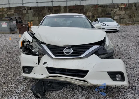 2016 Nissan Altima 2.5 из США, поврежденный, VIN 1N4AL3APXGC140094